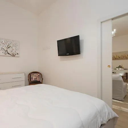 White Loft Near Duomo Orti 14 Apartment Milan Exterior photo
